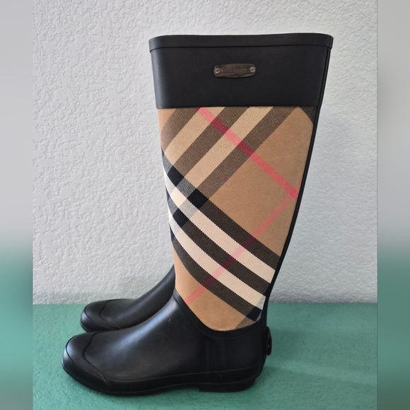 Burberry Shoes - Burberry House Check Clemence Tall Rain Boots - 37